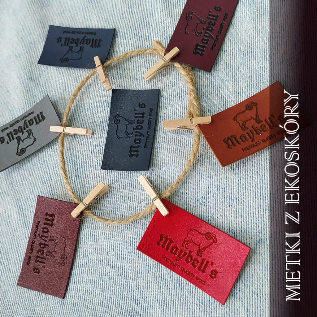 Personalizowana prostokątna metka z ekoskóry z logo 2 Personalizowana prostokątna metka z ekoskóry z logo 1